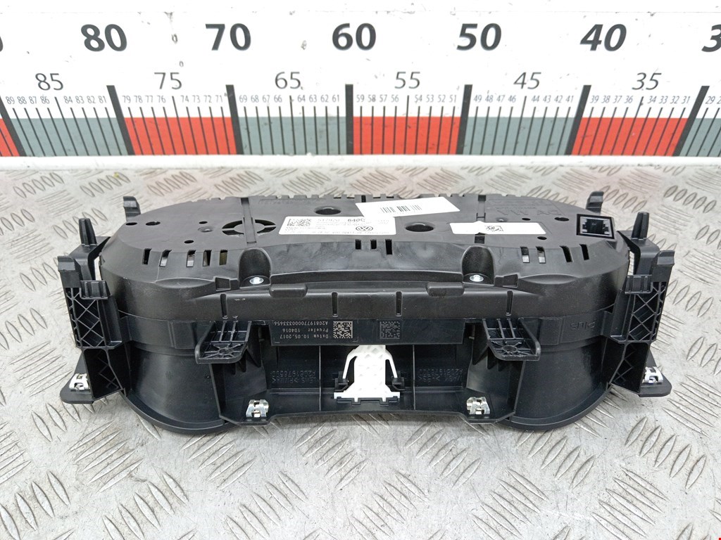 Панель приборов (щиток) VOLKSWAGEN Golf VII 2012-2020