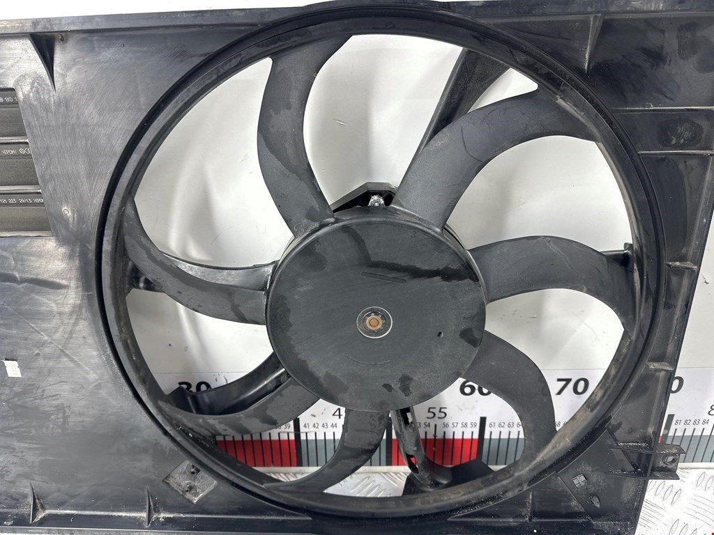 Вентилятор радиатора основного VOLKSWAGEN Tiguan 2007-2018