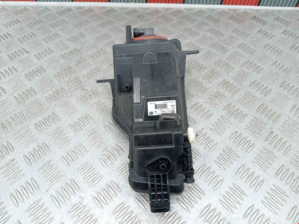 Фара противотуманная левая (ПТФ) VOLKSWAGEN Golf Sportsvan 2014-2020