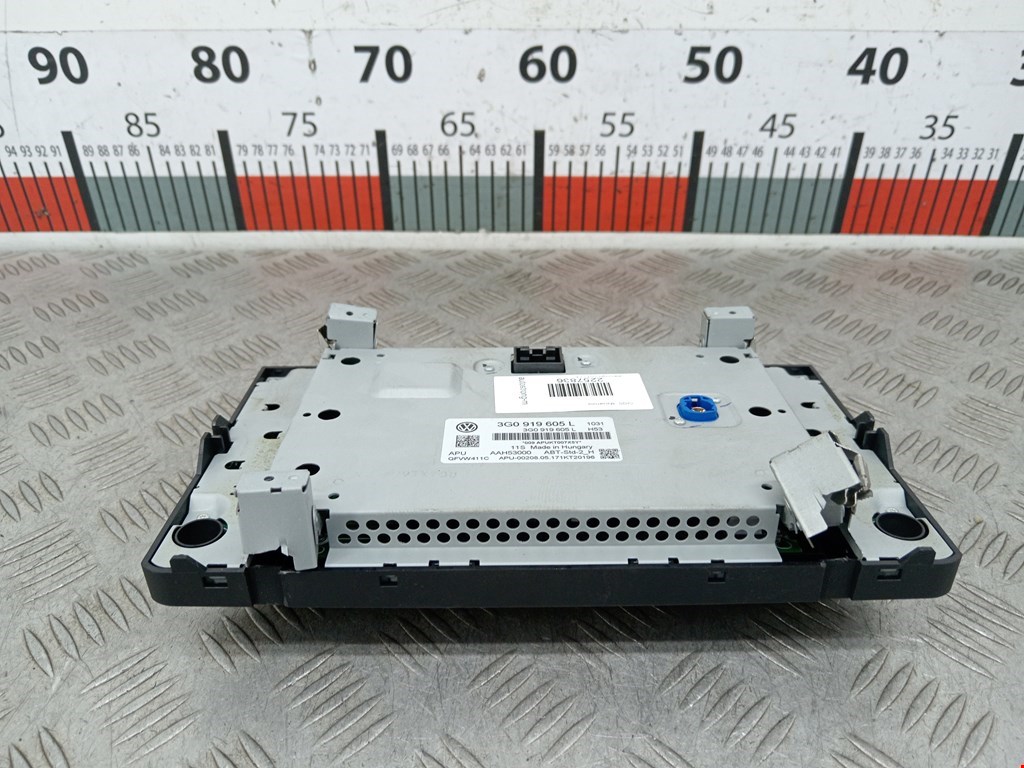 Магнитола VOLKSWAGEN Golf Sportsvan 2014-2020