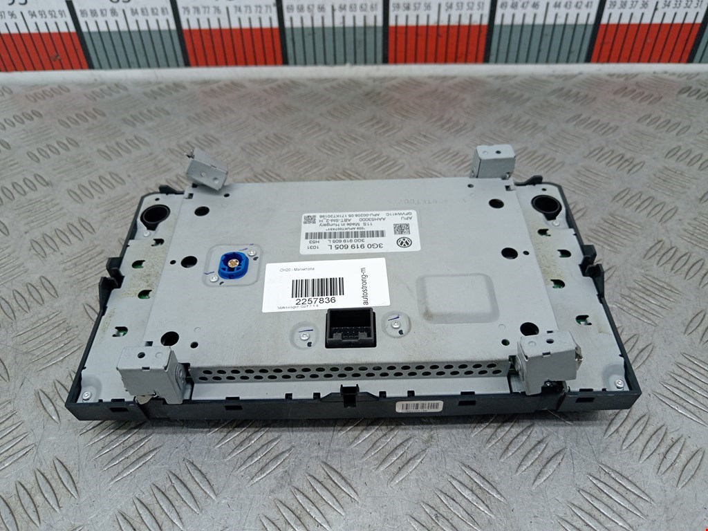 Магнитола VOLKSWAGEN Golf Sportsvan 2014-2020