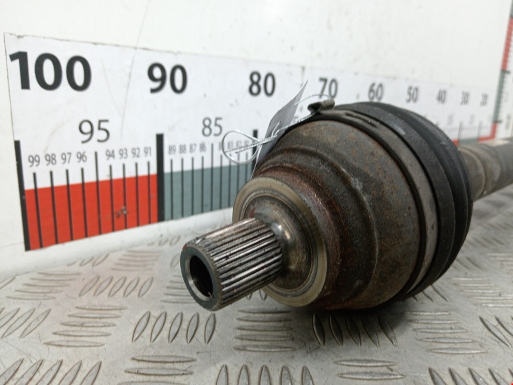 Полуось (привод, приводной вал) передняя правая VOLKSWAGEN Golf Sportsvan 2014-2020