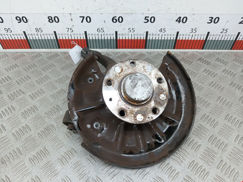 Ступица задняя правая VOLKSWAGEN Golf Sportsvan 2014-2020