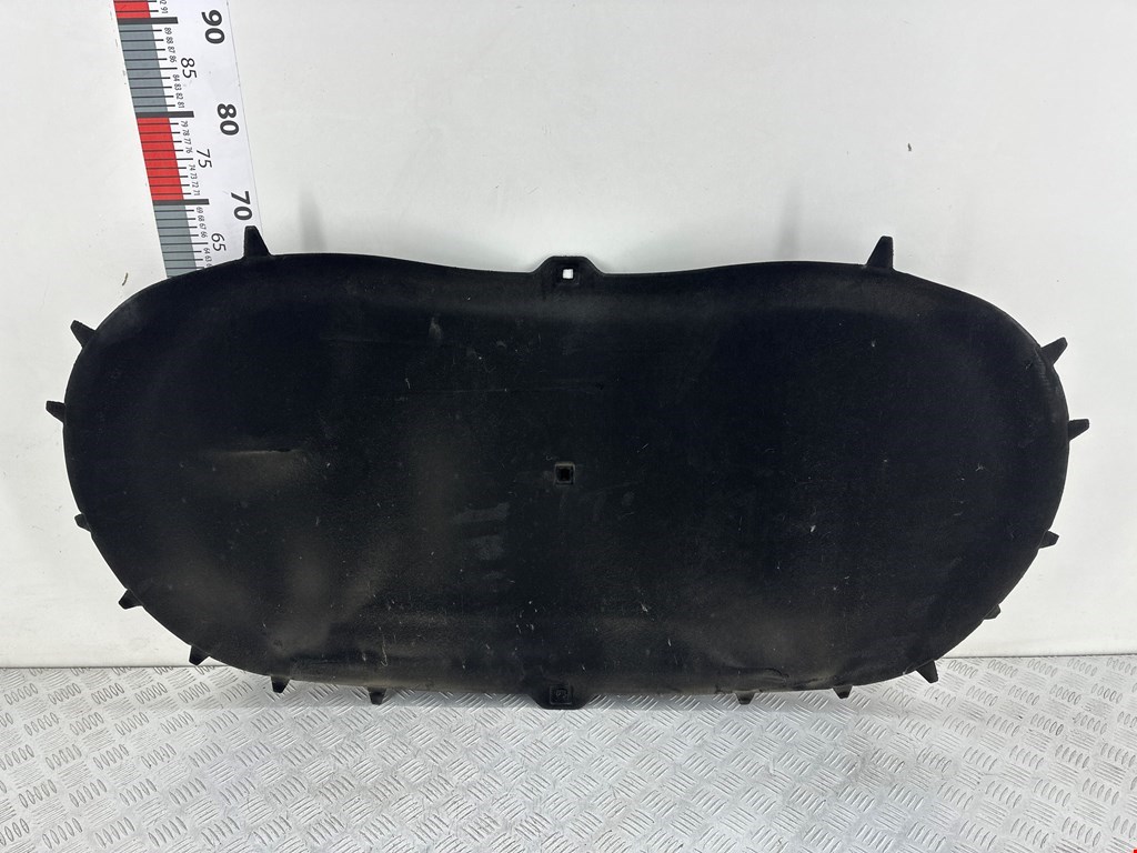 Шумоизоляция капота Volkswagen Tiguan 1 (2007-2016)