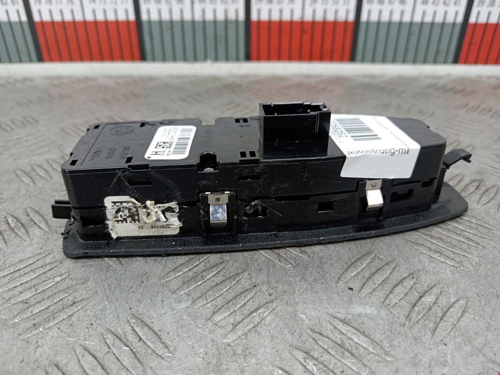 Блок управления стеклоподъемниками BMW 3er F30/F31/F80 2011-2019