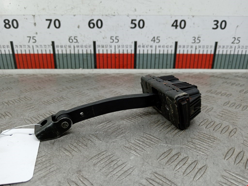 Ограничитель открывания двери BMW 5er 5 серия E60/E61 2003-2010