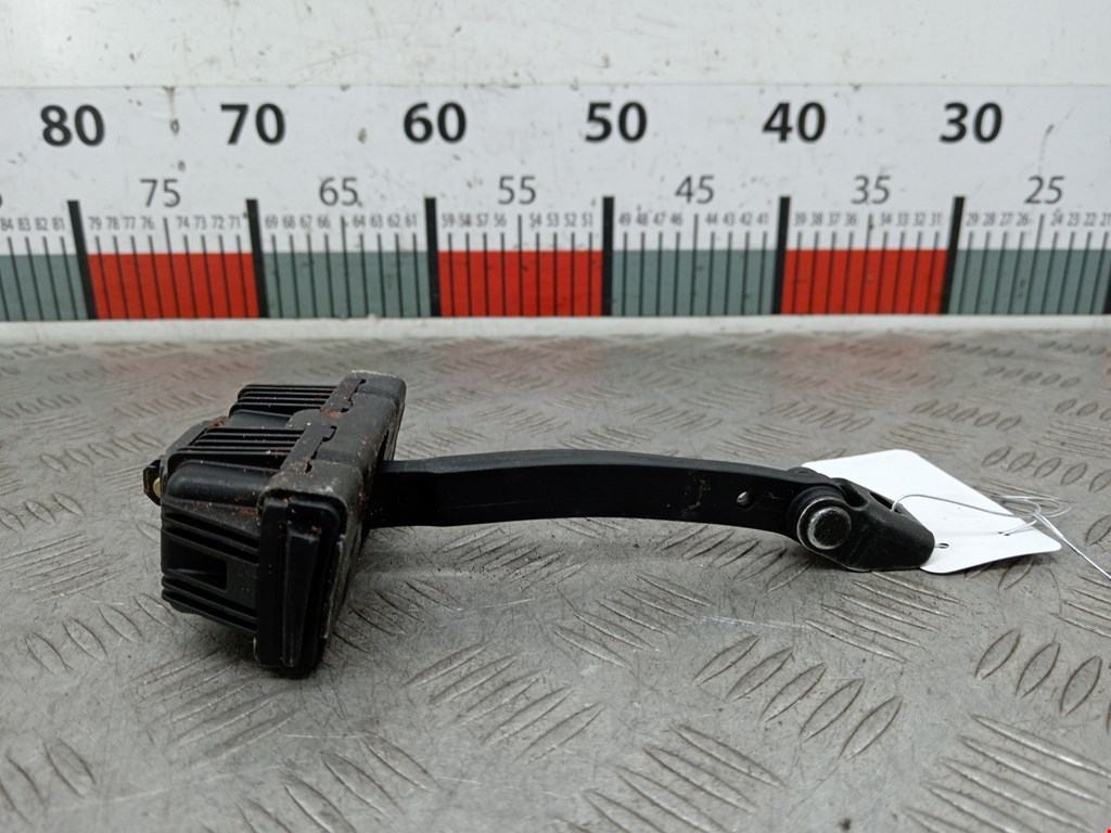 Ограничитель открывания двери BMW 5er 5 серия E60/E61 2003-2010