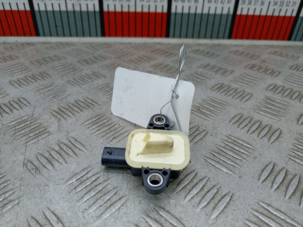 Датчик AIR BAG (подушек безопасности) AUDI A6 C7 2011-2018