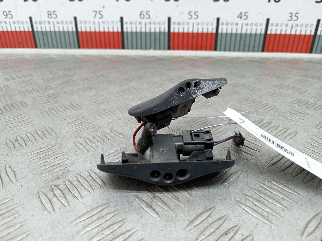 Форсунка омывателя лобового стекла AUDI A6 C7 2011-2018