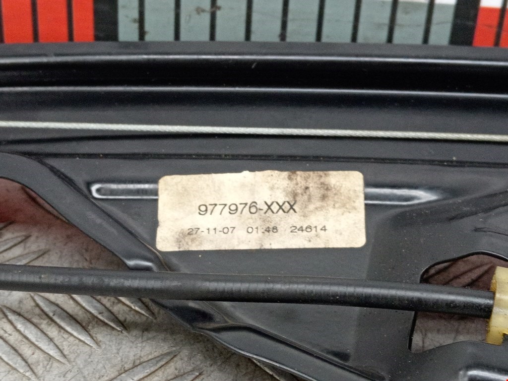 Стеклоподъемник задний левый BMW 5er 5 серия E60/E61 2003-2010