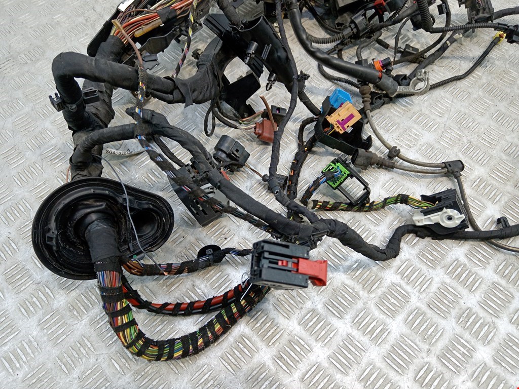 Проводка коса VOLKSWAGEN Golf Sportsvan 2014-2020