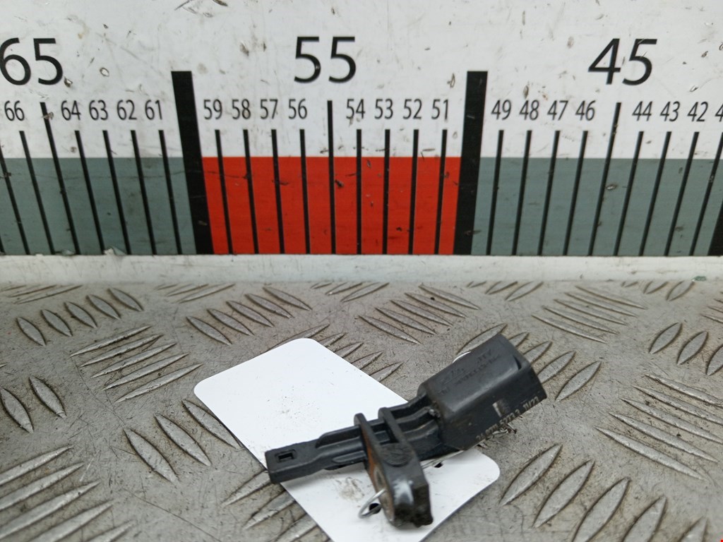 Датчик ABS передний левый VOLKSWAGEN Golf Sportsvan 2014-2020