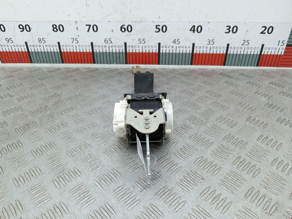 Ремень безопасности задний левый BMW 5er 5 серия E60/E61 2003-2010