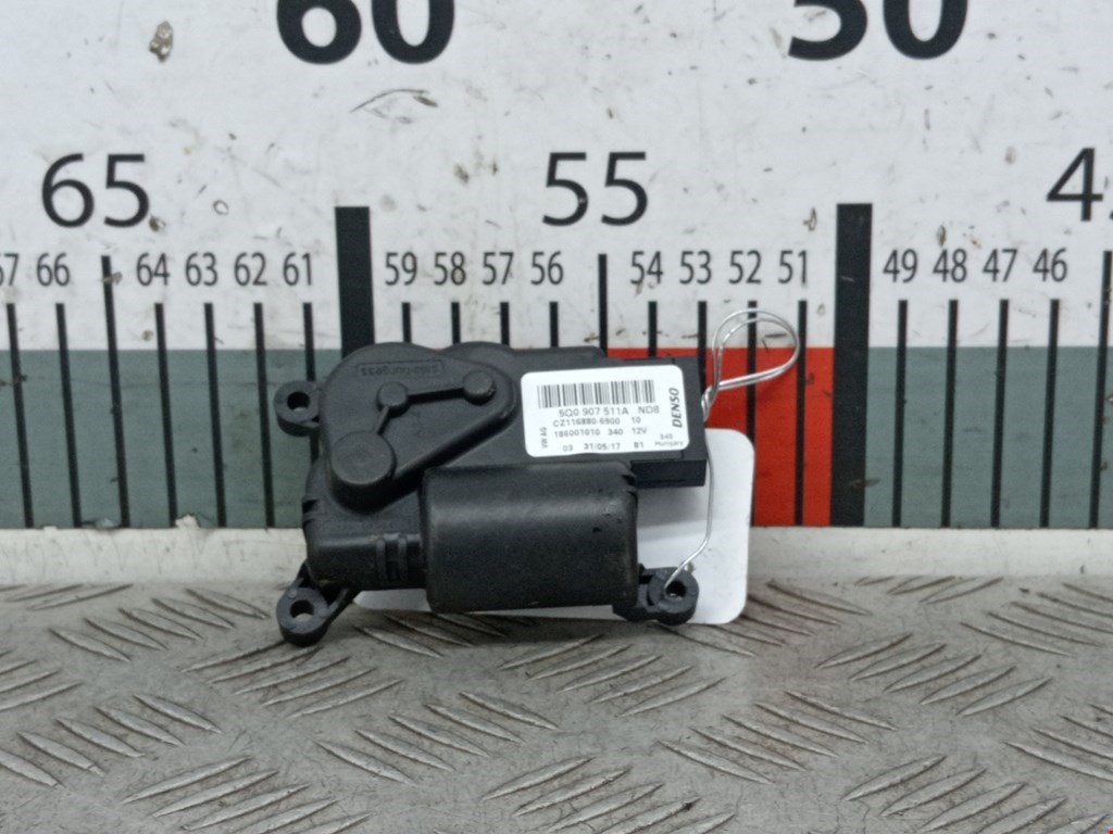 Моторчик заслонки печки VOLKSWAGEN Golf Sportsvan 2014-2020