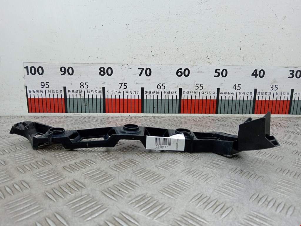 Кронштейн (крепление) заднего бампера правый Volkswagen Golf Sportsvan (2014-2020)