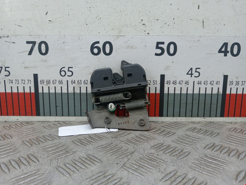 Замок сиденья BMW 5-Series (E60/E61) (2003-2010)