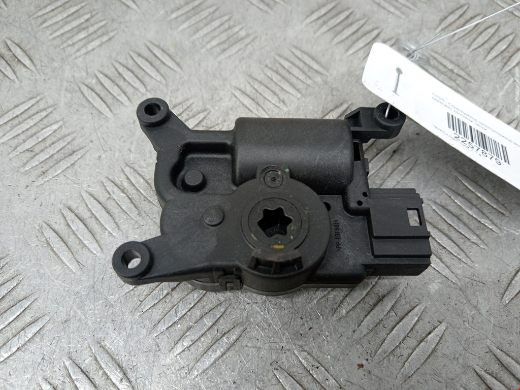 Моторчик заслонки печки VOLKSWAGEN Golf Sportsvan 2014-2020