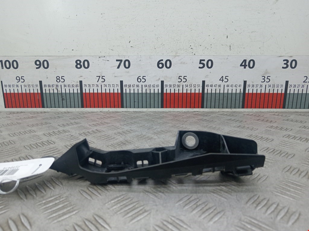 Кронштейн (крепление) переднего бампера левый Volkswagen Golf Sportsvan (2014-2020)