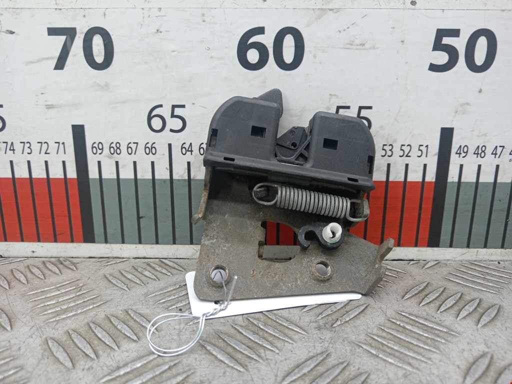 Замок сиденья BMW 5-Series (E60/E61) (2003-2010)