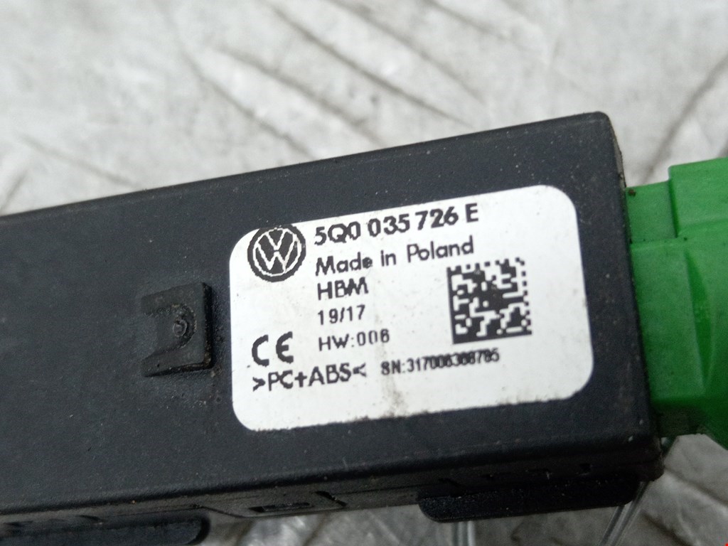 Разъем AUX/USB VOLKSWAGEN Golf Sportsvan 2014-2020