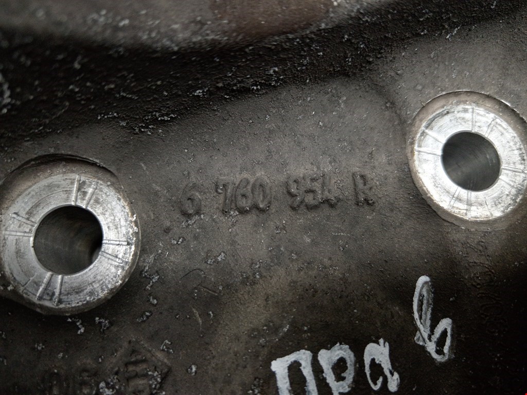 Ступица передняя правая BMW 5er 5 серия E60/E61 2003-2010