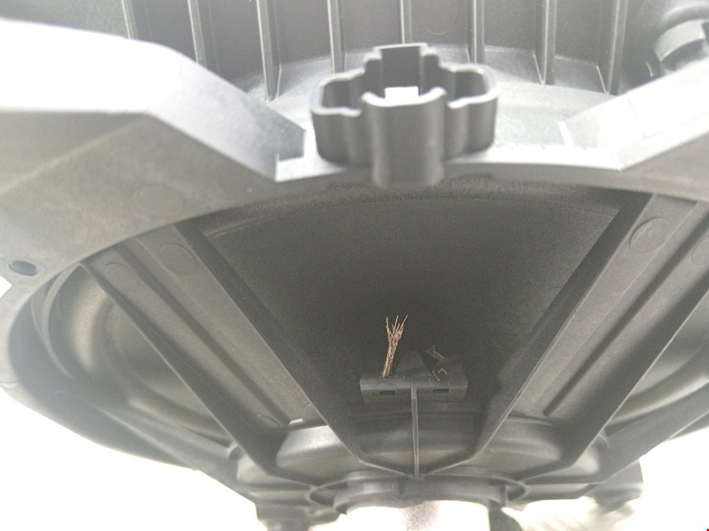 Сабвуфер AUDI A6 C7 2011-2018