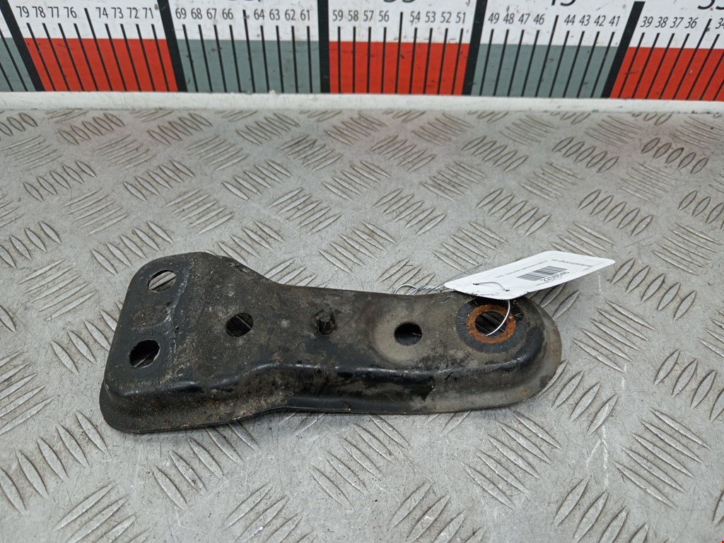 Кронштейн (крепление) подвески Volkswagen Golf Sportsvan (2014-2020)