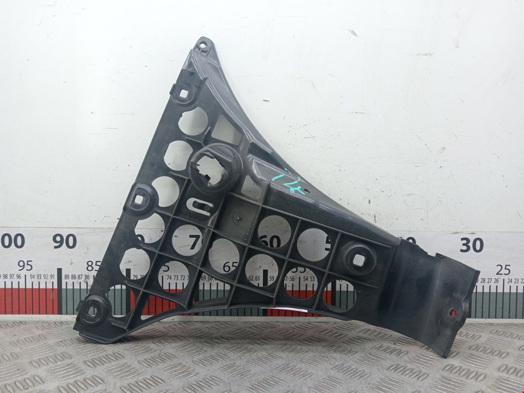 Кронштейн заднего бампера левый правый BMW 5er 5 серия E60/E61 2003-2010