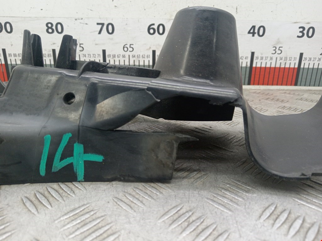 Кронштейн заднего бампера левый правый BMW 5er 5 серия E60/E61 2003-2010