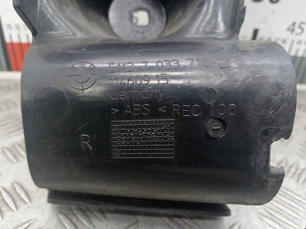 Кронштейн заднего бампера левый правый BMW 5er 5 серия E60/E61 2003-2010