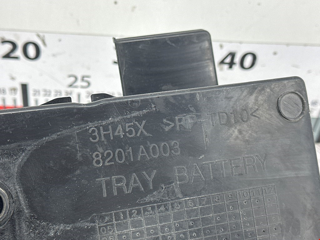 Крепление АКБ (корпус/подставка) MITSUBISHI ASX 2010-н.в.