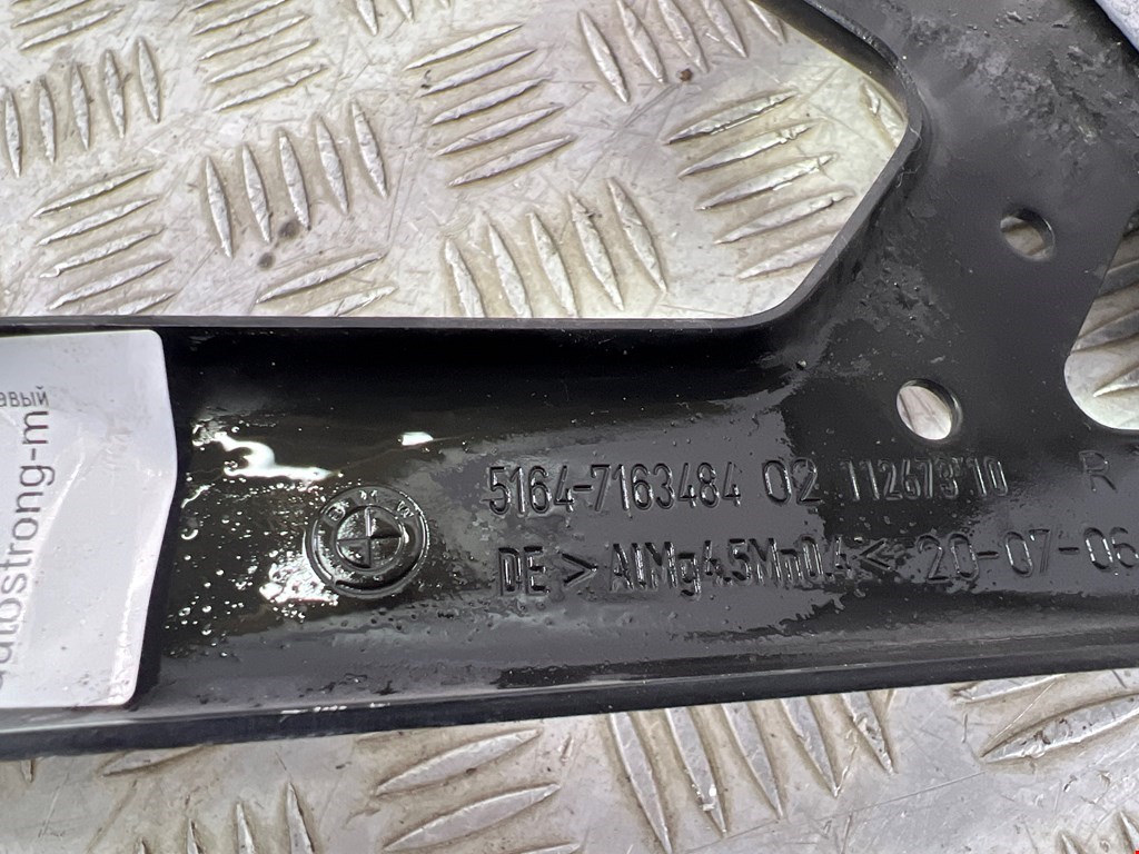 Кронштейн фары правый BMW 5er 5 серия E60/E61 2003-2010