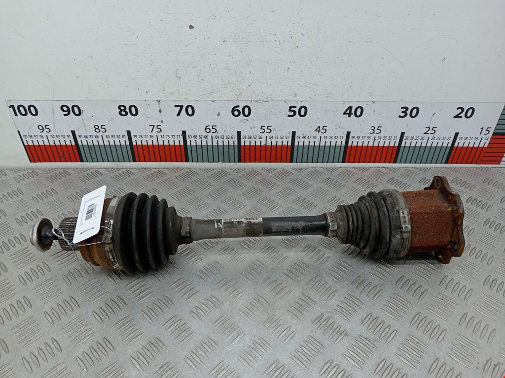 Полуось (привод, приводной вал) передняя правая AUDI A6 C7 2011-2018