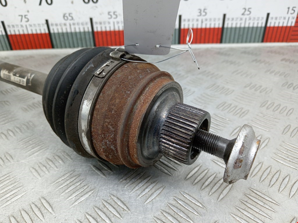 Полуось (привод, приводной вал) передняя правая AUDI A6 C7 2011-2018