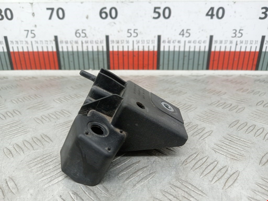 Кронштейн фары левый TESLA Model S I 2012-н.в.