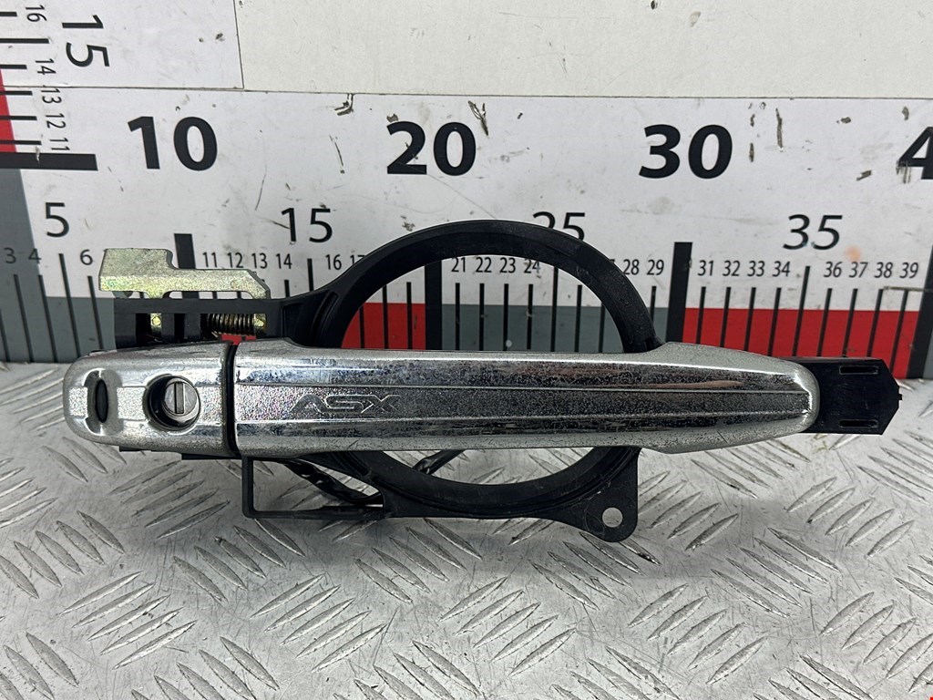 Ручка двери передней наружная правая MITSUBISHI ASX 2010-н.в.