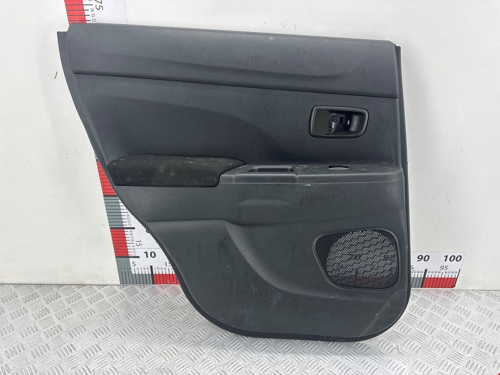 Обшивка (карта) двери задней левой Mitsubishi ASX (2010-2023)