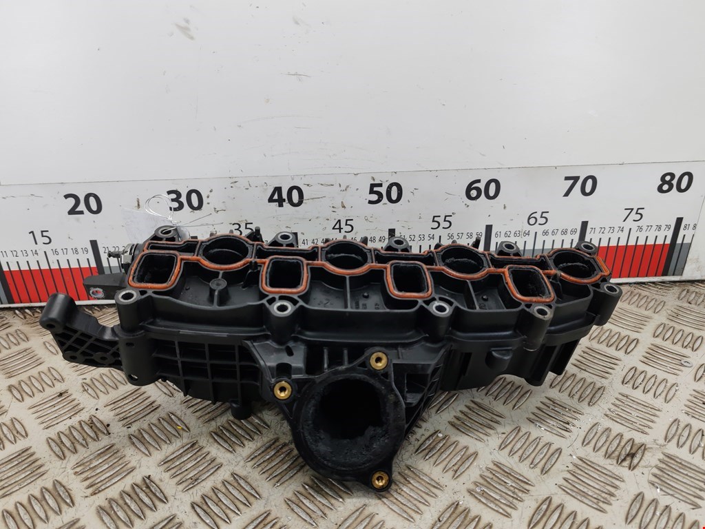 Коллектор впускной VOLKSWAGEN Passat B6 2005-2011