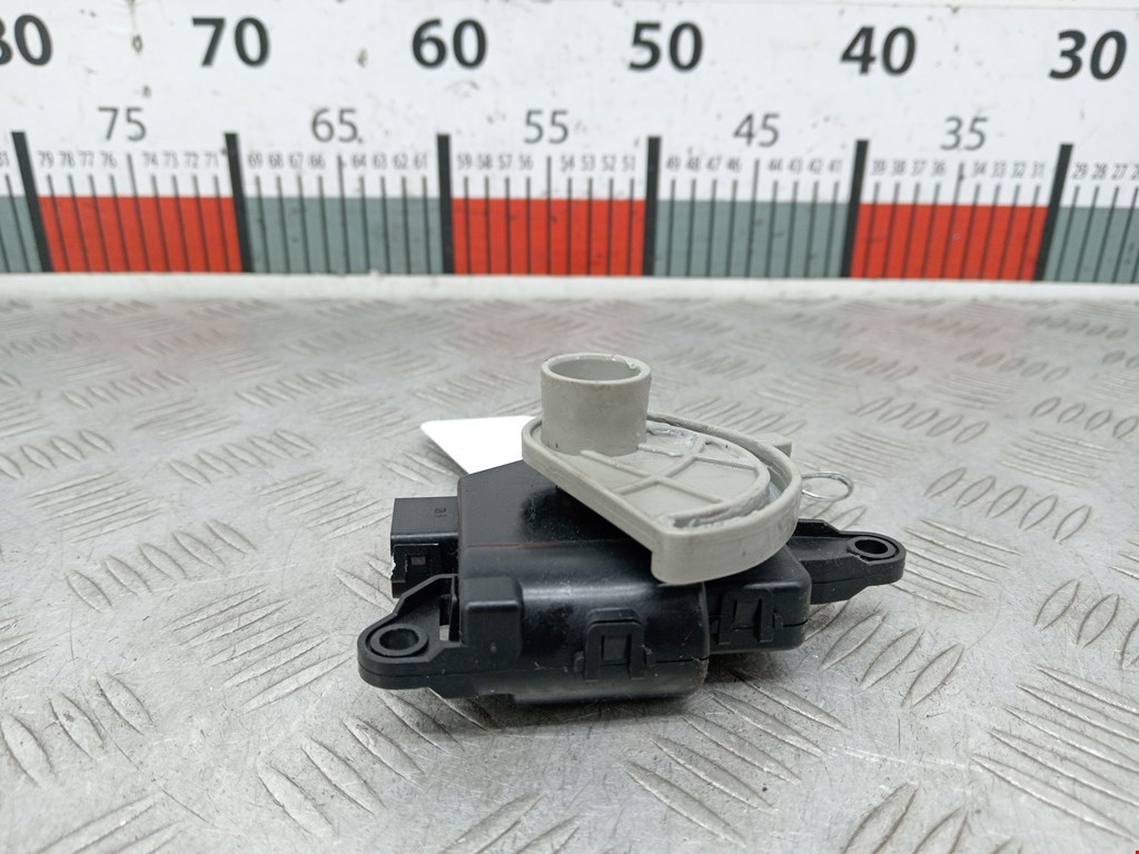 Моторчик заслонки печки TESLA Model S I 2012-н.в.