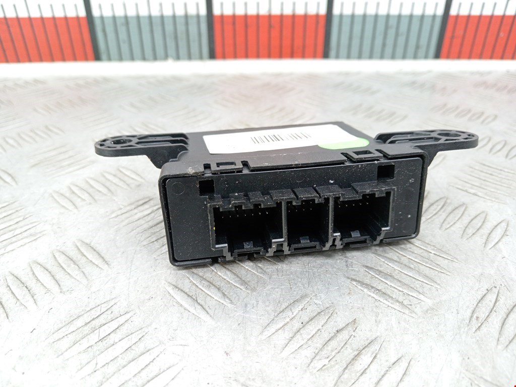 Блок управления парктрониками TESLA Model S I 2012-н.в.