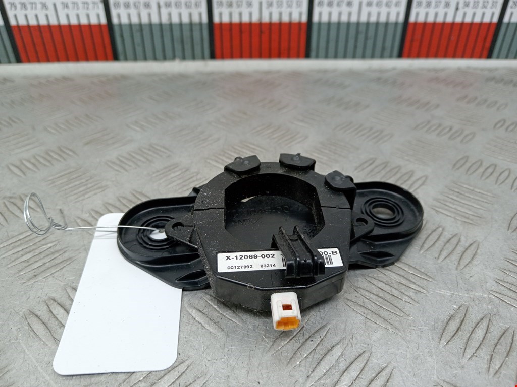 Антенна TESLA Model S I 2012-н.в.