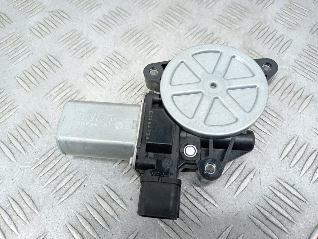 Моторчик люка (мотор двигатель электролюка) TESLA Model S I 2012-н.в.