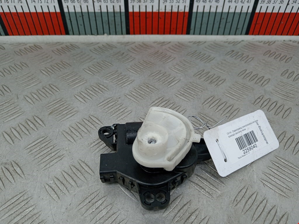 Моторчик заслонки печки TESLA Model S I 2012-н.в.