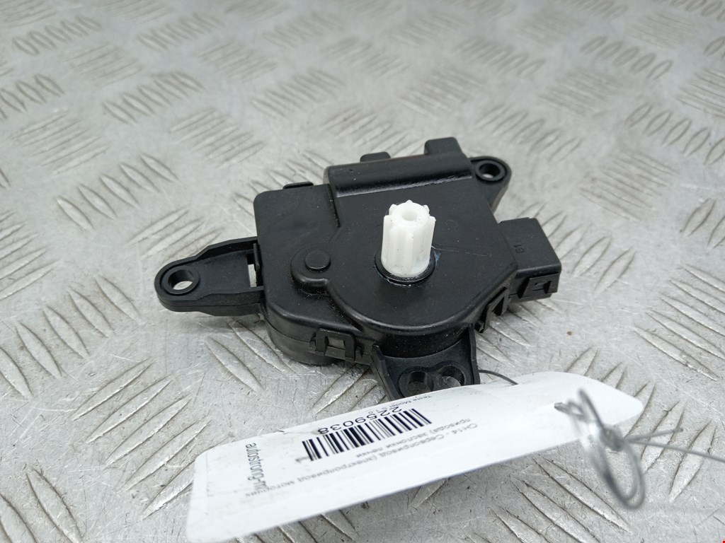 Моторчик заслонки печки TESLA Model S I 2012-н.в.