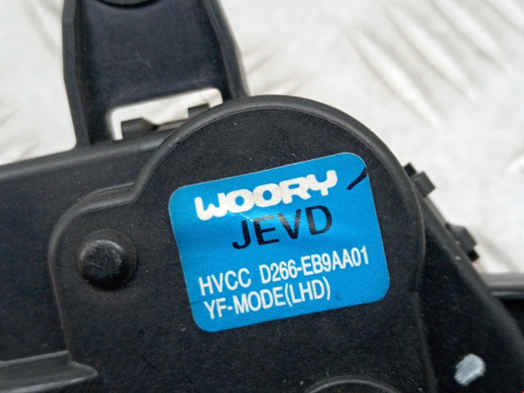 Моторчик заслонки печки TESLA Model S I 2012-н.в.