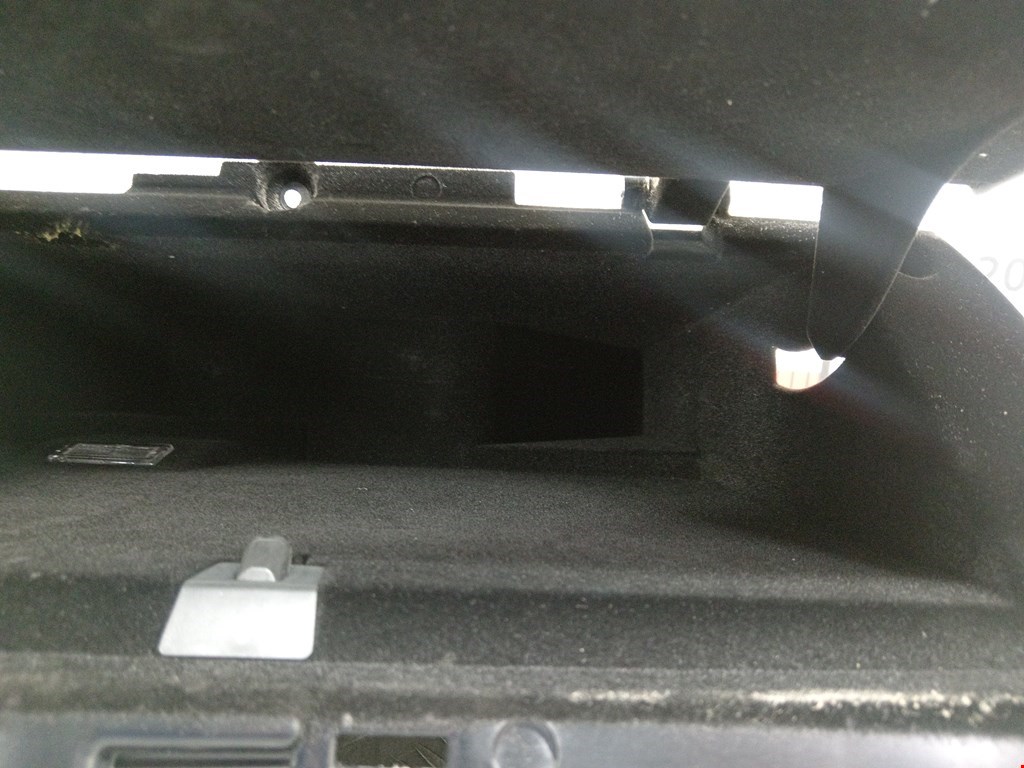 Бардачок TESLA Model S I 2012-н.в.