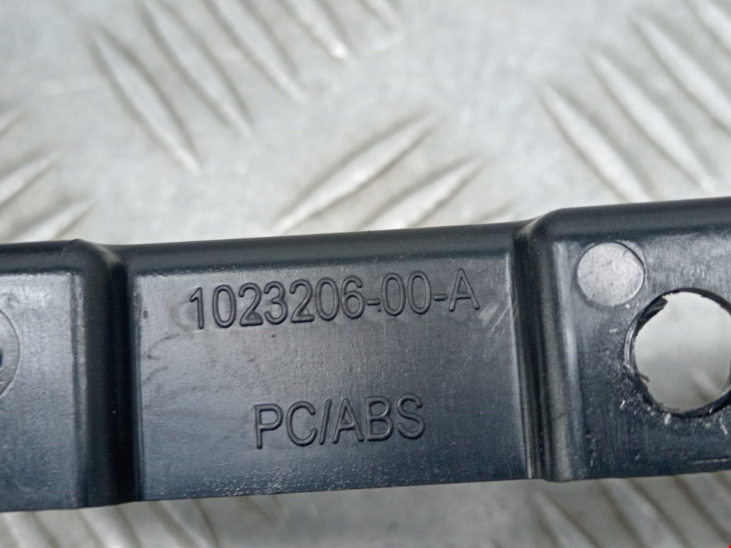 Рамка магнитолы TESLA Model S I 2012-н.в.