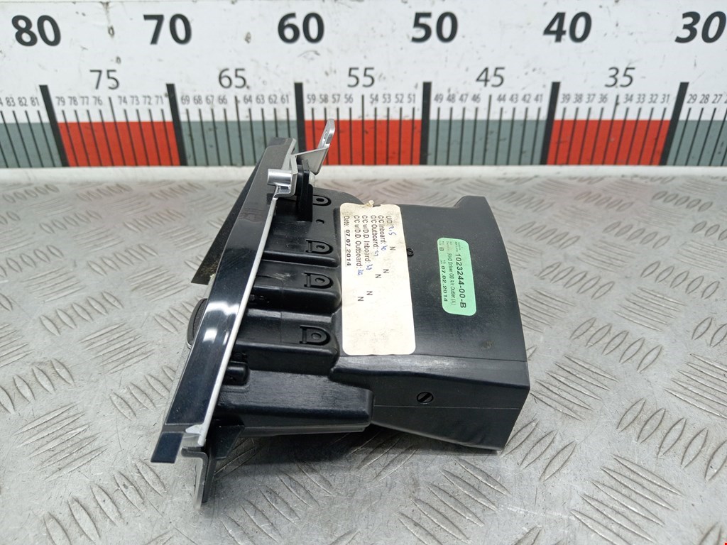 Дефлектор воздушный TESLA Model S I 2012-н.в.