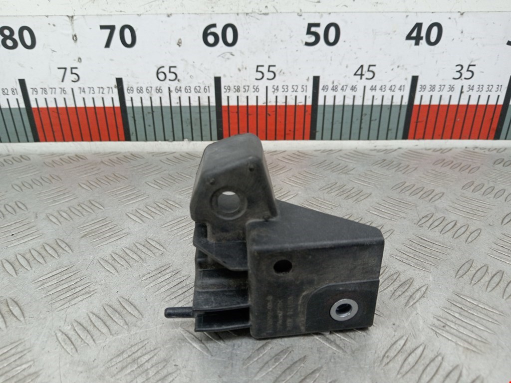 Кронштейн фары правый TESLA Model S I 2012-н.в.