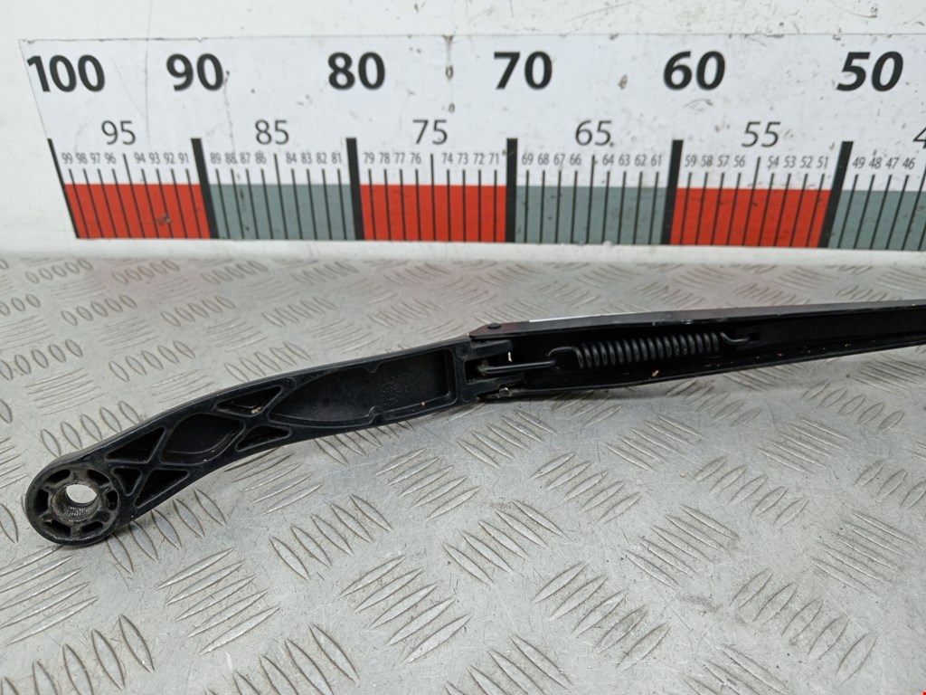 Поводок дворников передний левый/ правый TESLA Model S I 2012-н.в.